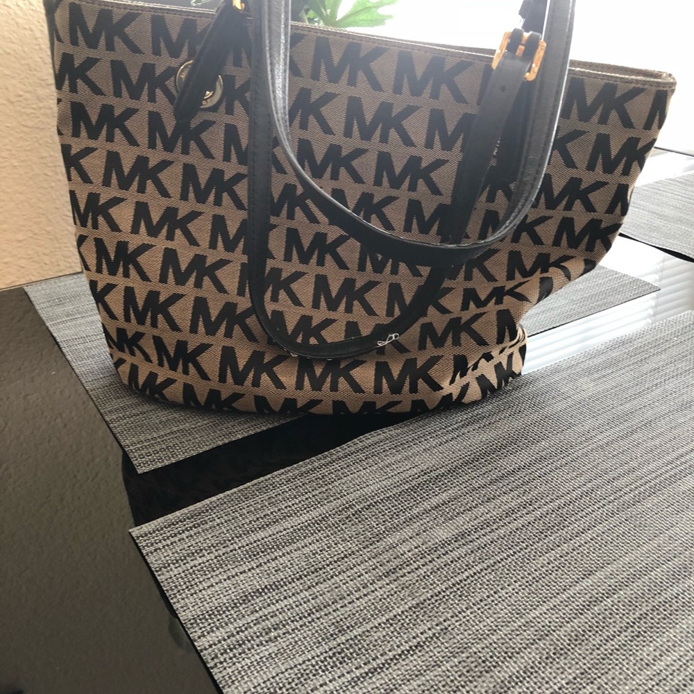 MK Purse